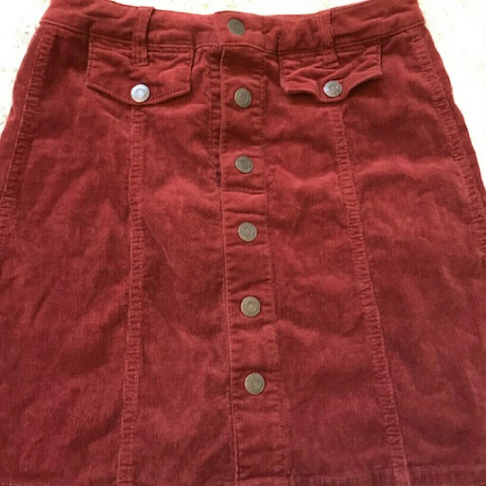 Mossimo button up skirt
